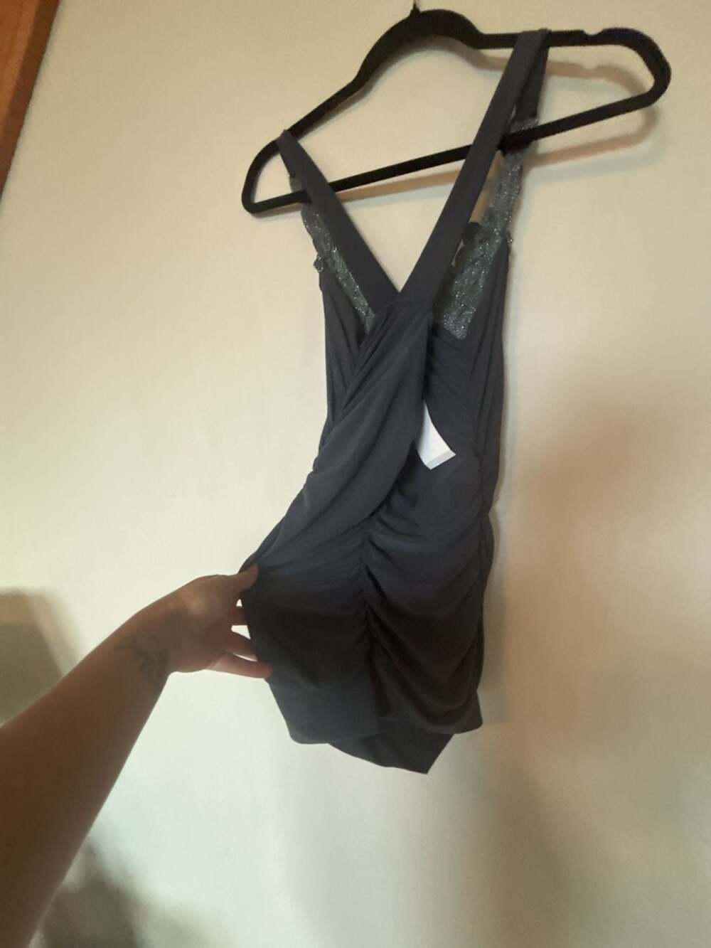 deb Gray Rhinestone Embellished Ruched V-Neck Tank Top - Picture 3 of 4
